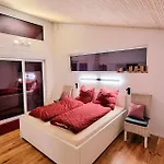 Exklusives Holzhaus Mit Bergbahn - Im Schwarzwald Holiday home