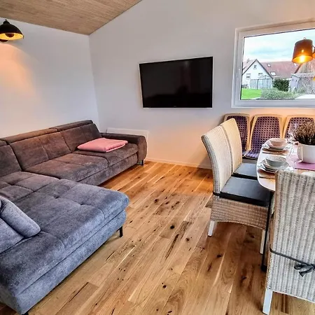 Exklusives Holzhaus Mit Bergbahn - Im Schwarzwald