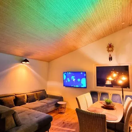 Exklusives Holzhaus Mit Bergbahn - Im Schwarzwald באדן-באדן